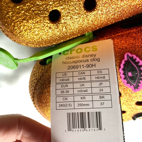 Crocs x Hocus Pocus - Picture 11 of 13